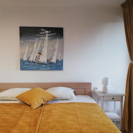 Apartments Tinjarosa Mundanije 외부 사진