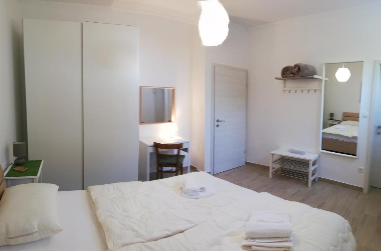Apartments Tinjarosa Mundanije 외부 사진