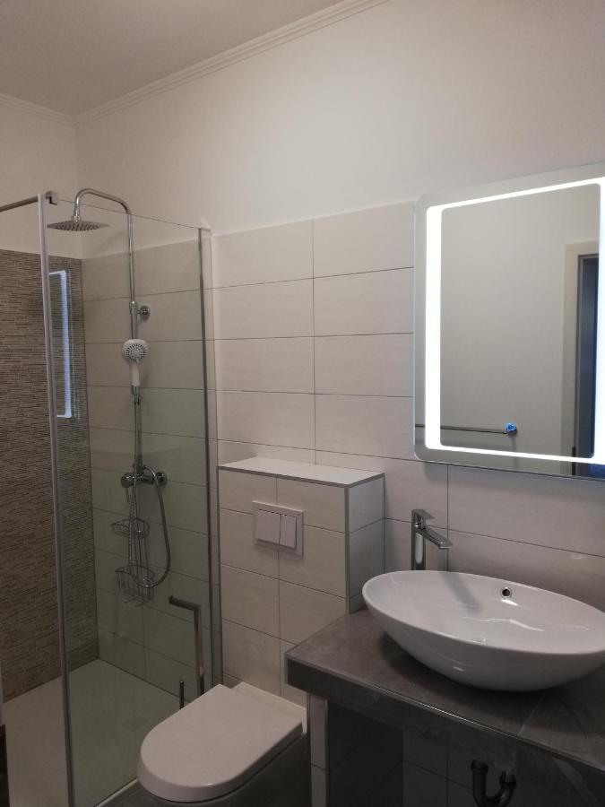 Apartments Tinjarosa Mundanije 외부 사진