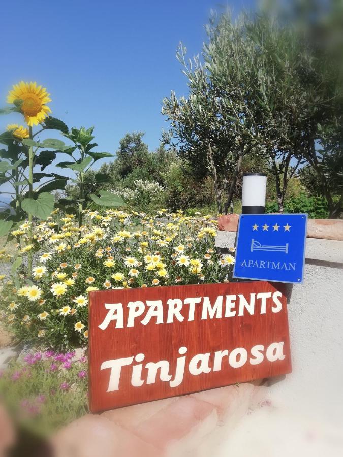 Apartments Tinjarosa Mundanije 외부 사진