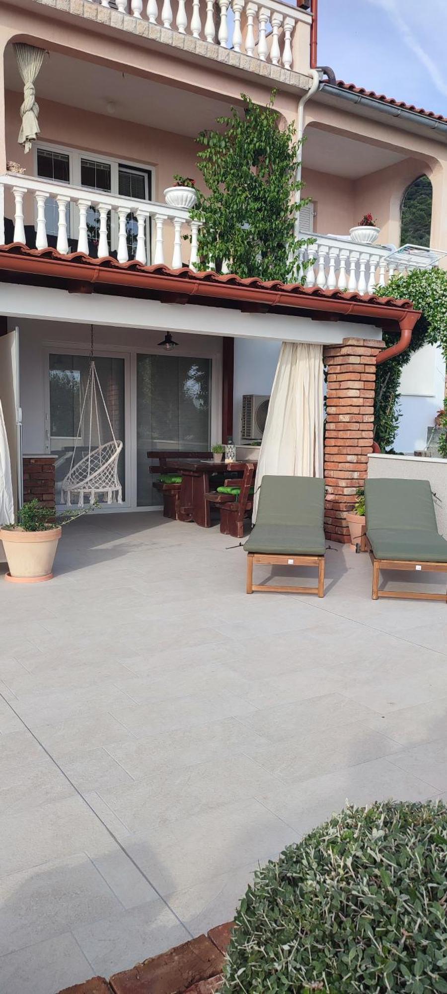 Apartments Tinjarosa Mundanije 외부 사진