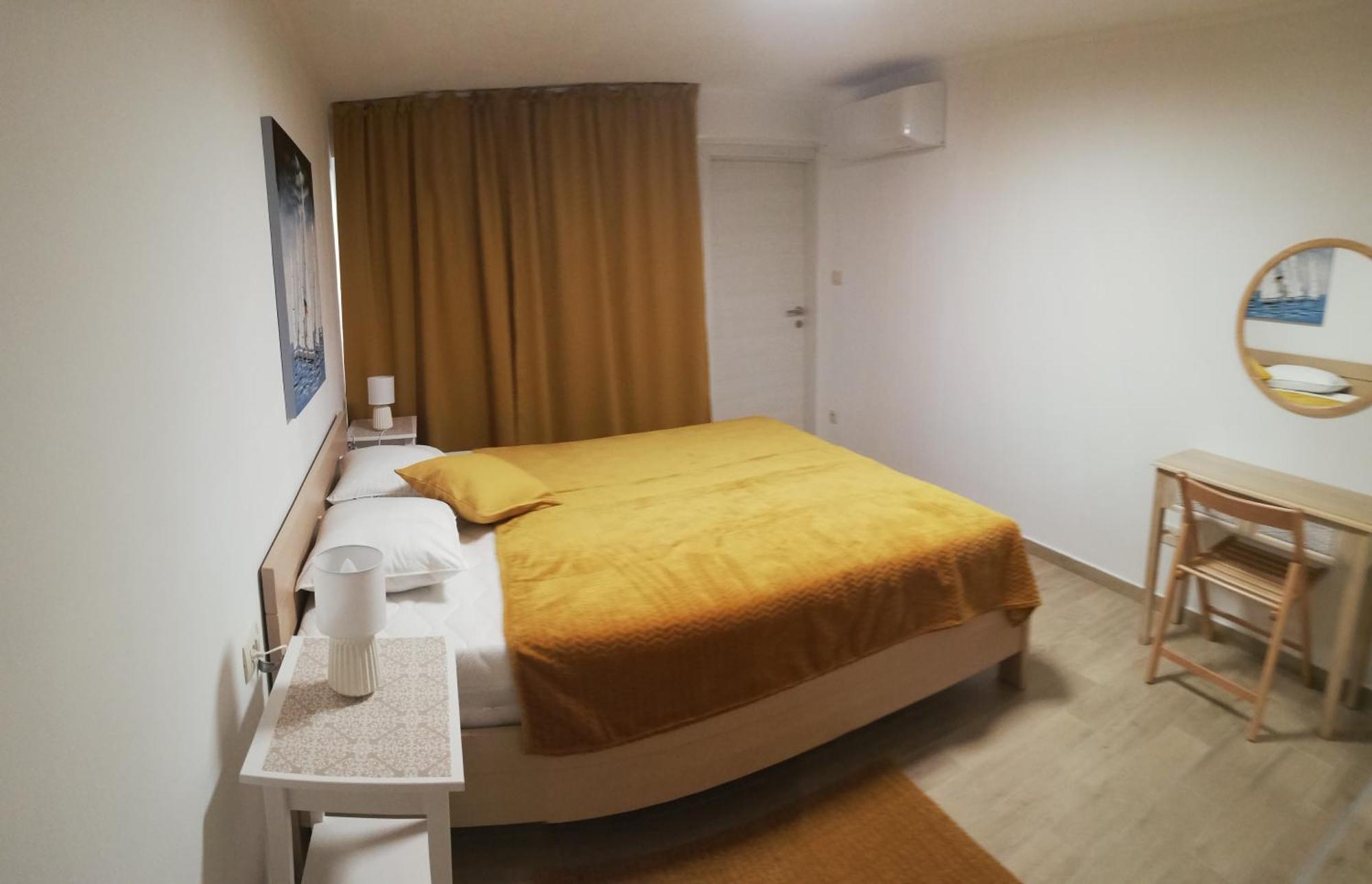 Apartments Tinjarosa Mundanije 외부 사진